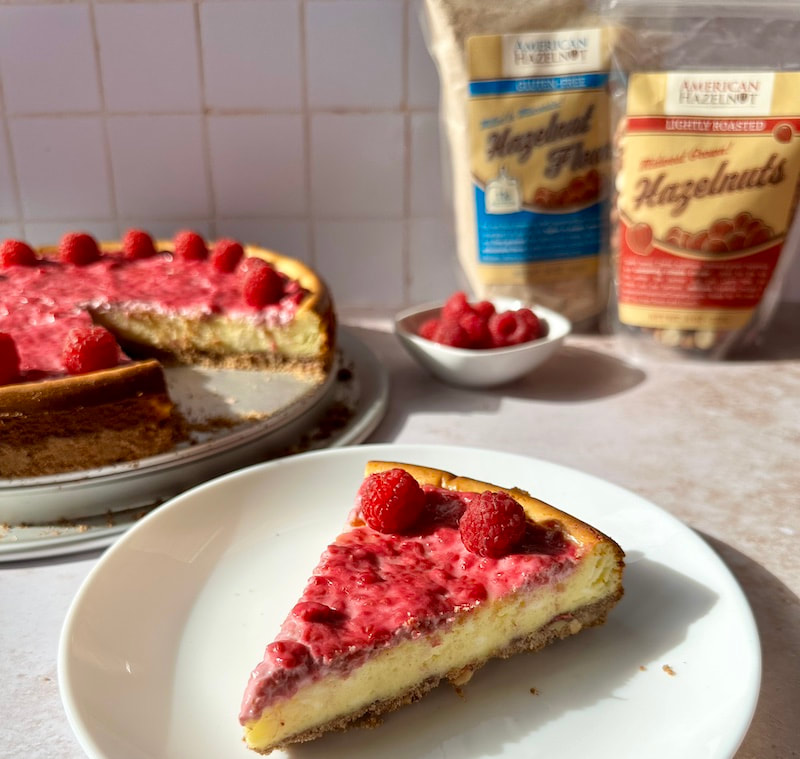 Raspberry Cheesecake with Hazelnut Crust