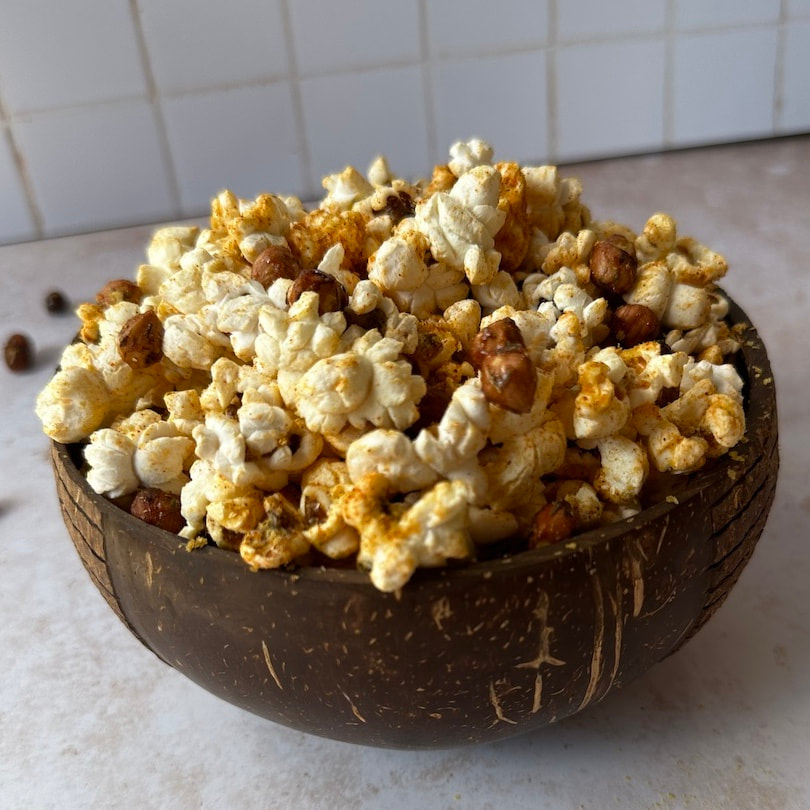 Popcorn with nutritional yeast, and spicy maple HazelSnackers